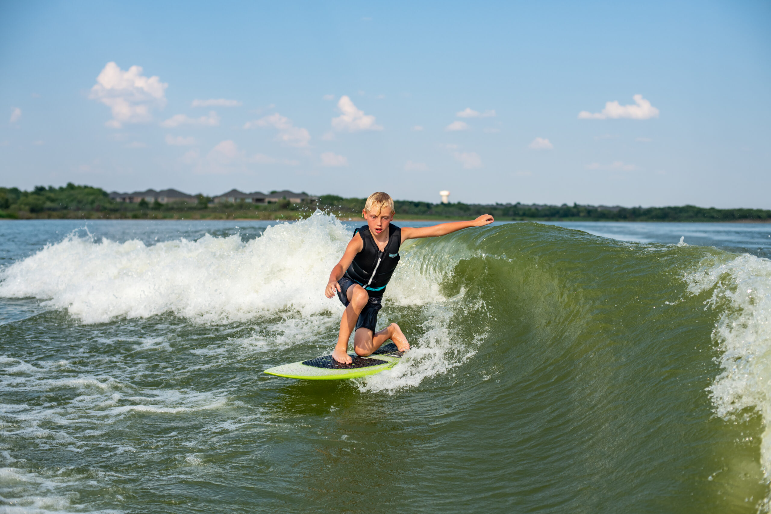 Learn to wakesurf with the DFW Surf School